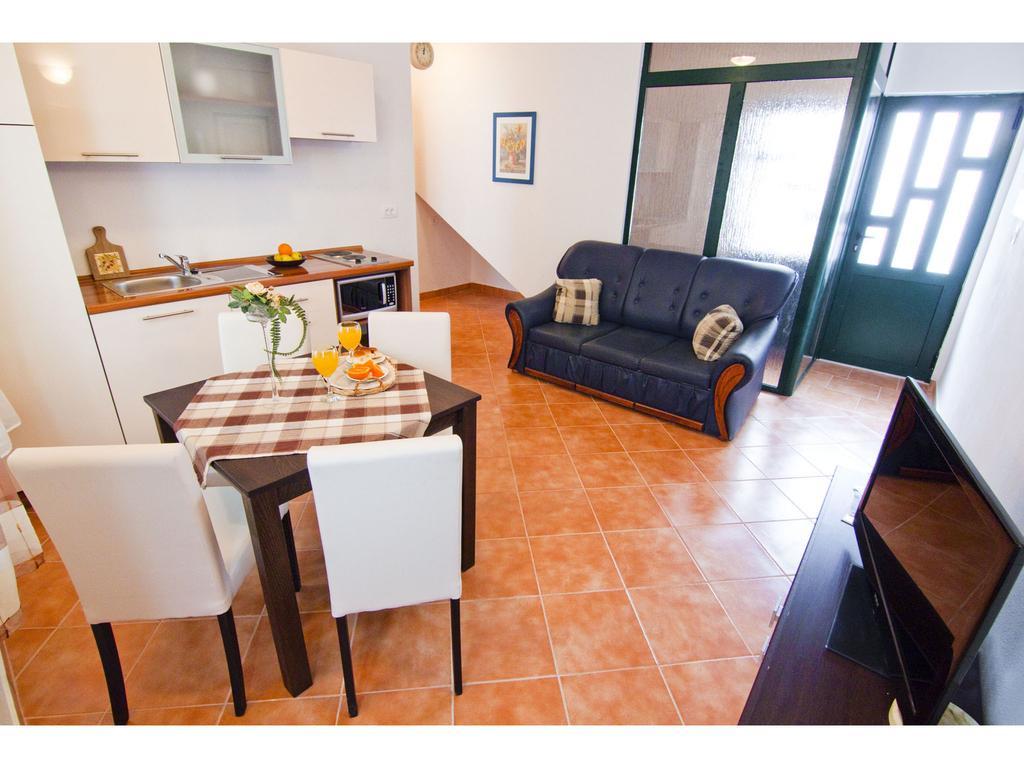 Apartments Cambi Kaštela Quarto foto